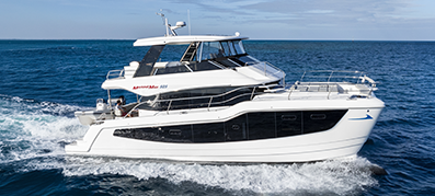 marinemax 505 charter yacht