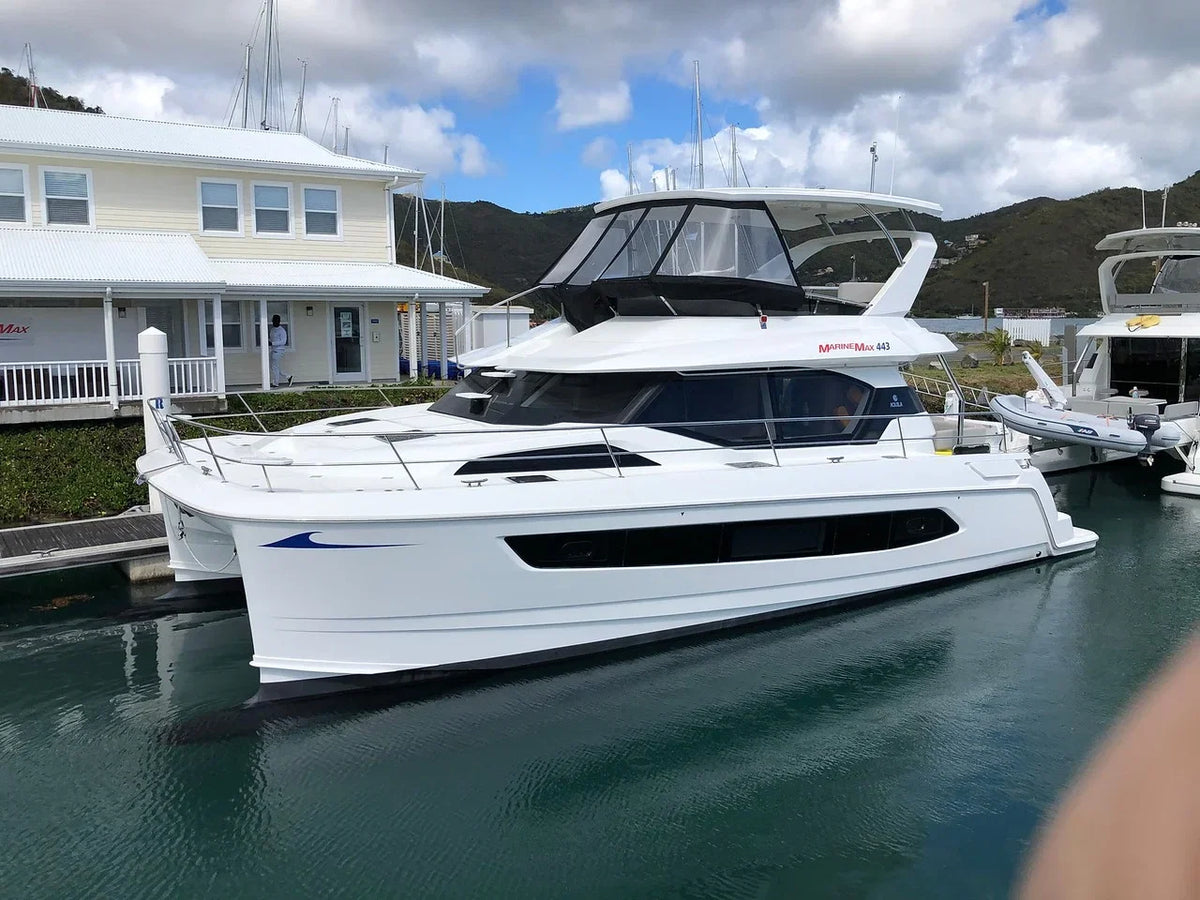 MarineMax Vacations