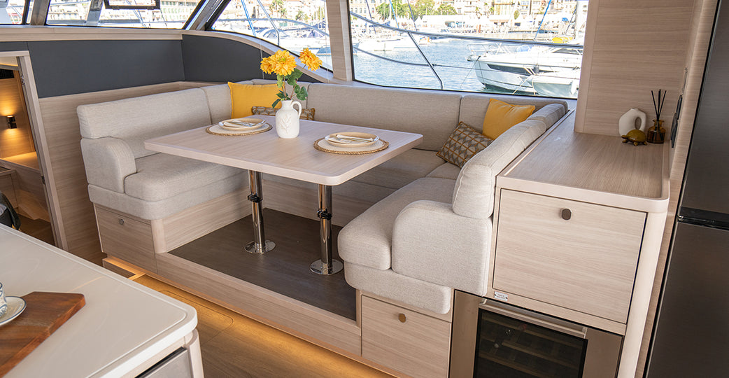 MarineMax 464